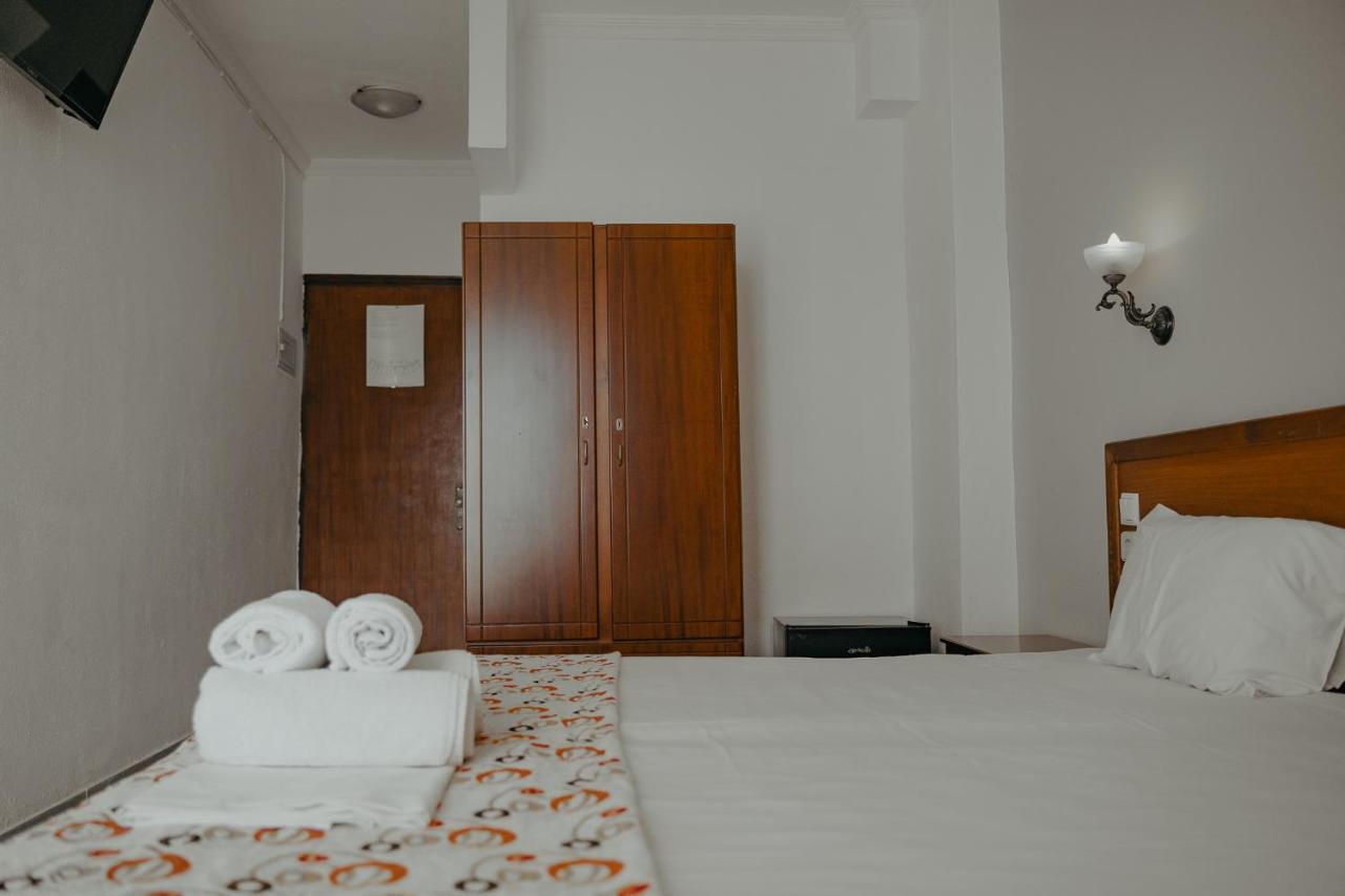 Arilla Beach Hotel Perdika  Exterior photo
