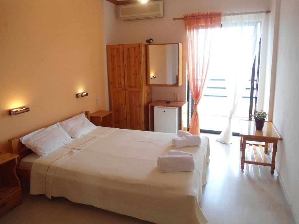 Arilla Beach Hotel Perdika  Exterior photo